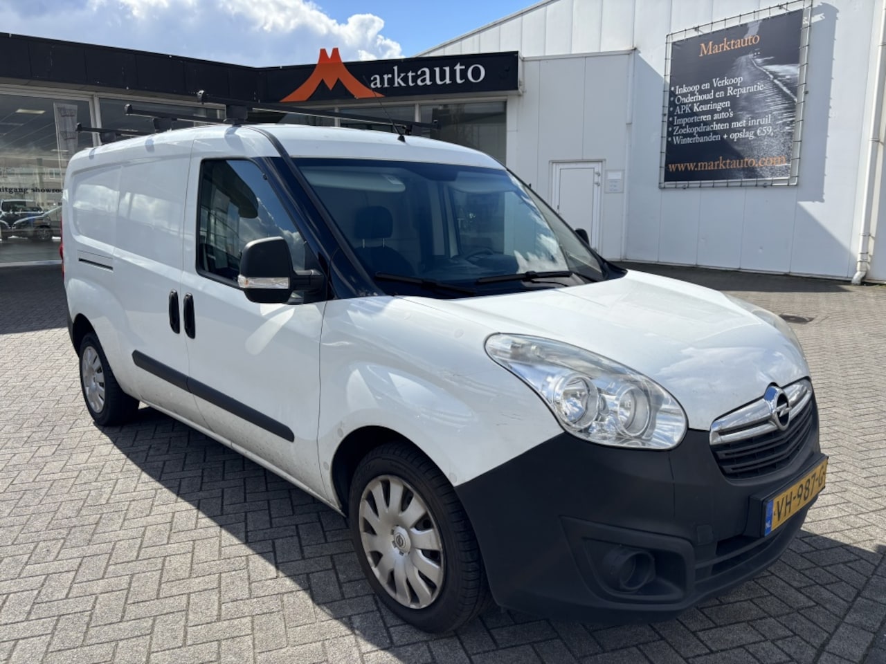 Opel Combo - 1.3 CDTi L2H1 Navi Bluetooth Opberglades - AutoWereld.nl