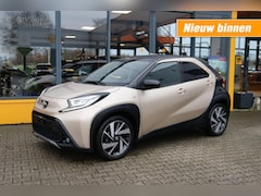 Toyota Aygo X - 1.0 VVT-I MT Cabrio Premium - Navi - camera - stoelverwarming