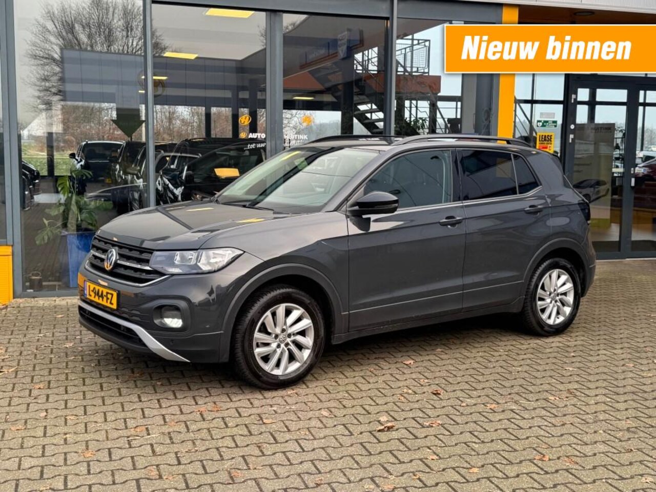 Volkswagen T-Cross - 1.0 TSI Life Business - navi - climate control - sensoren - AutoWereld.nl