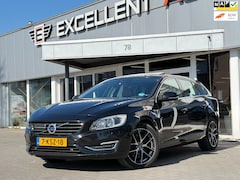 Volvo V60 - 2.4 D6 AWD Plug-In Hybrid Summum|Navigatie|Camera