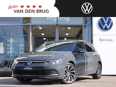 Volkswagen Golf - 1.4 204 pk DSG eHybrid Style | IQ Light | Zwenkbare Trekhaak | Navigatie | Elektrische bes