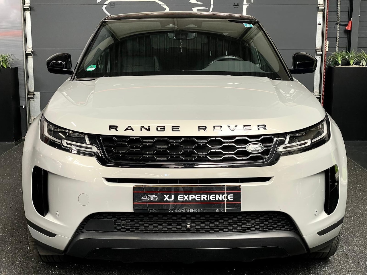 Land Rover Range Rover Evoque - 1.5 P300e AWD SE 1.5 P300e AWD SE - AutoWereld.nl