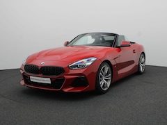 BMW Z4 Roadster - sDrive30i High Executive | M Sportpakket | Lederen Sportstoelen | Parkeercamera | 18"