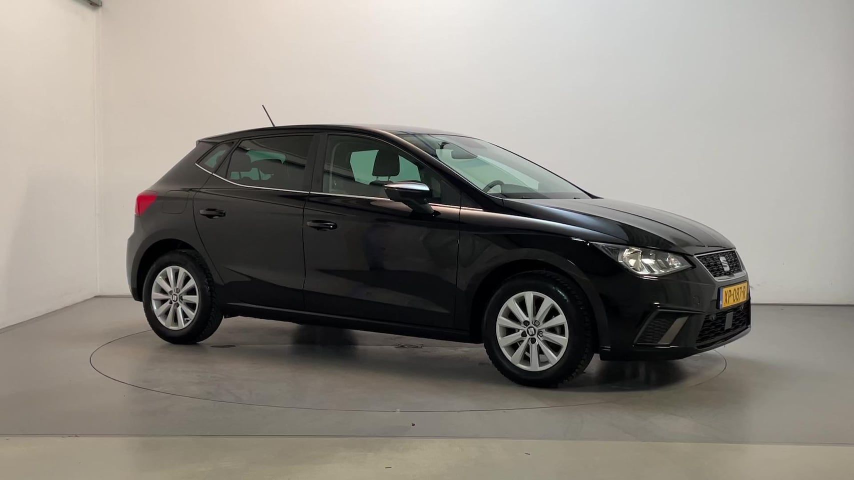 Seat Ibiza - 1.0 TSI Style Business Intense Camera Climate Control Navigatie Adaptive Cruise - AutoWereld.nl