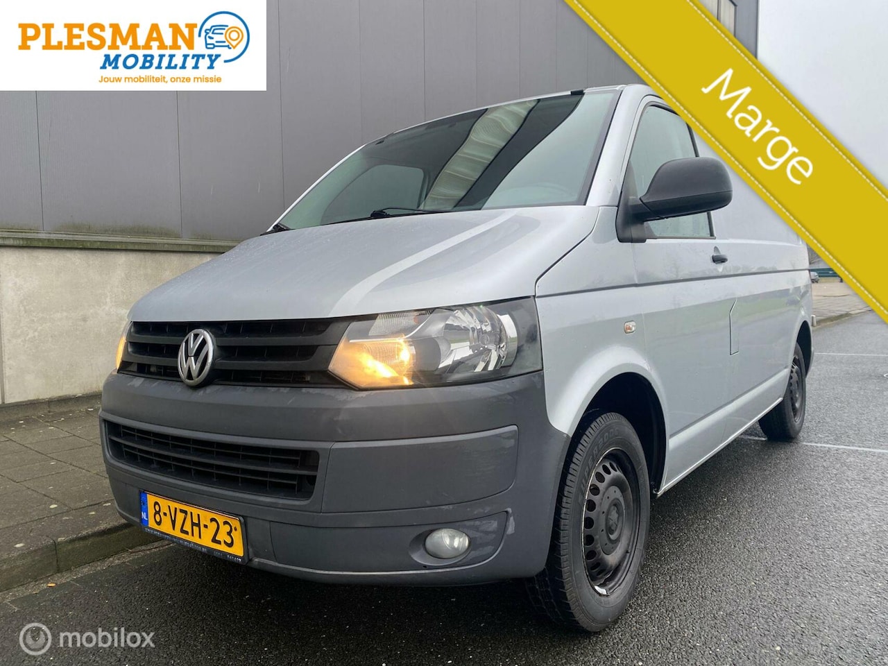 Volkswagen Transporter - 2.0 TDI AIRCO * NAVIGATIE * 1E EIG * - AutoWereld.nl