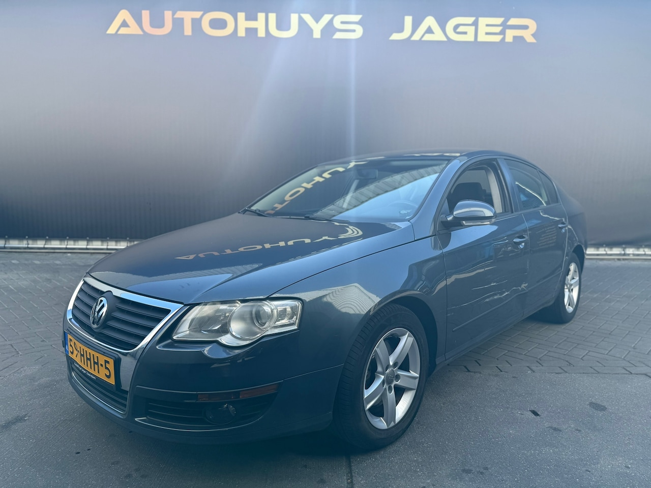 Volkswagen Passat - 1.8 TFSI Trendline 1.8 TFSI Trendline - AutoWereld.nl