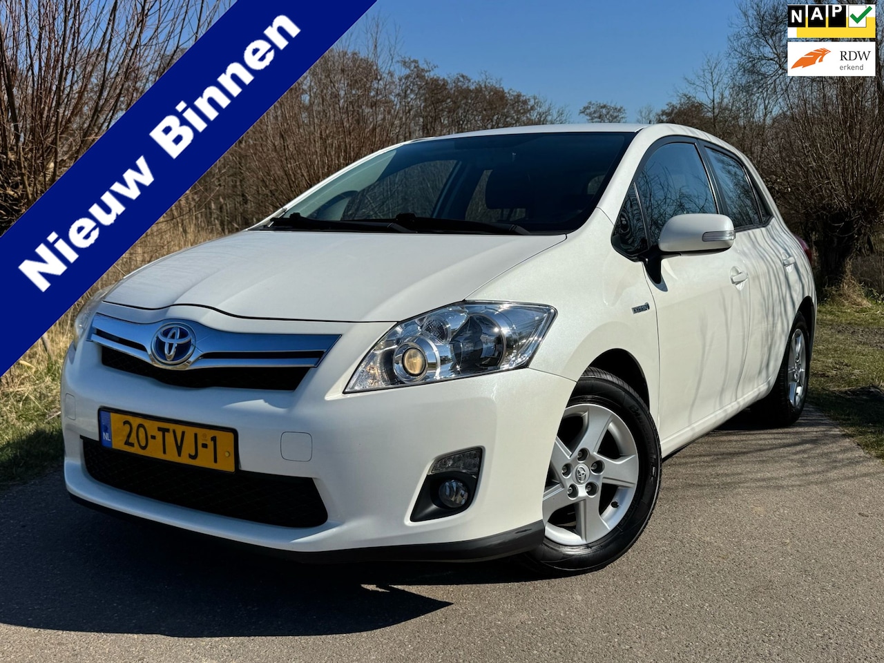 Toyota Auris - 1.8 Full Hybrid Business / Automaat / Airco - Clima / Navigatie / Cruise Control / PDC Ach - AutoWereld.nl