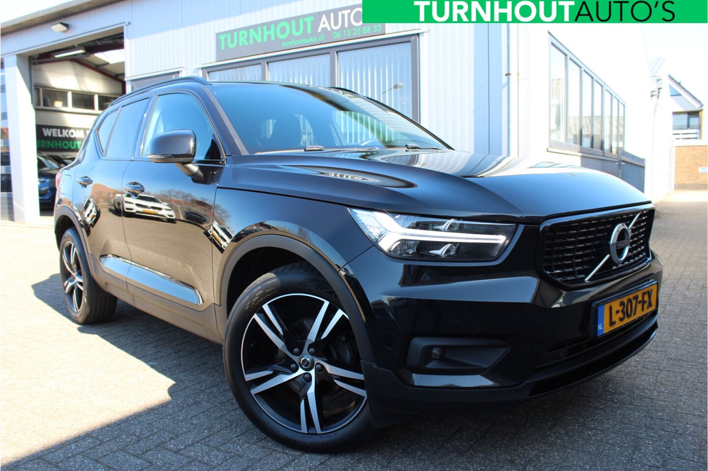 Volvo XC40 - 1.5 T3 R-Design Climate pack | Camera - AutoWereld.nl