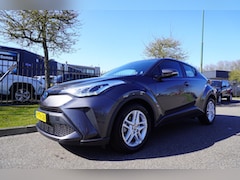 Toyota C-HR - 1.8 Hybrid 122pk CVT Active Navigatie Parkeer NL-Auto