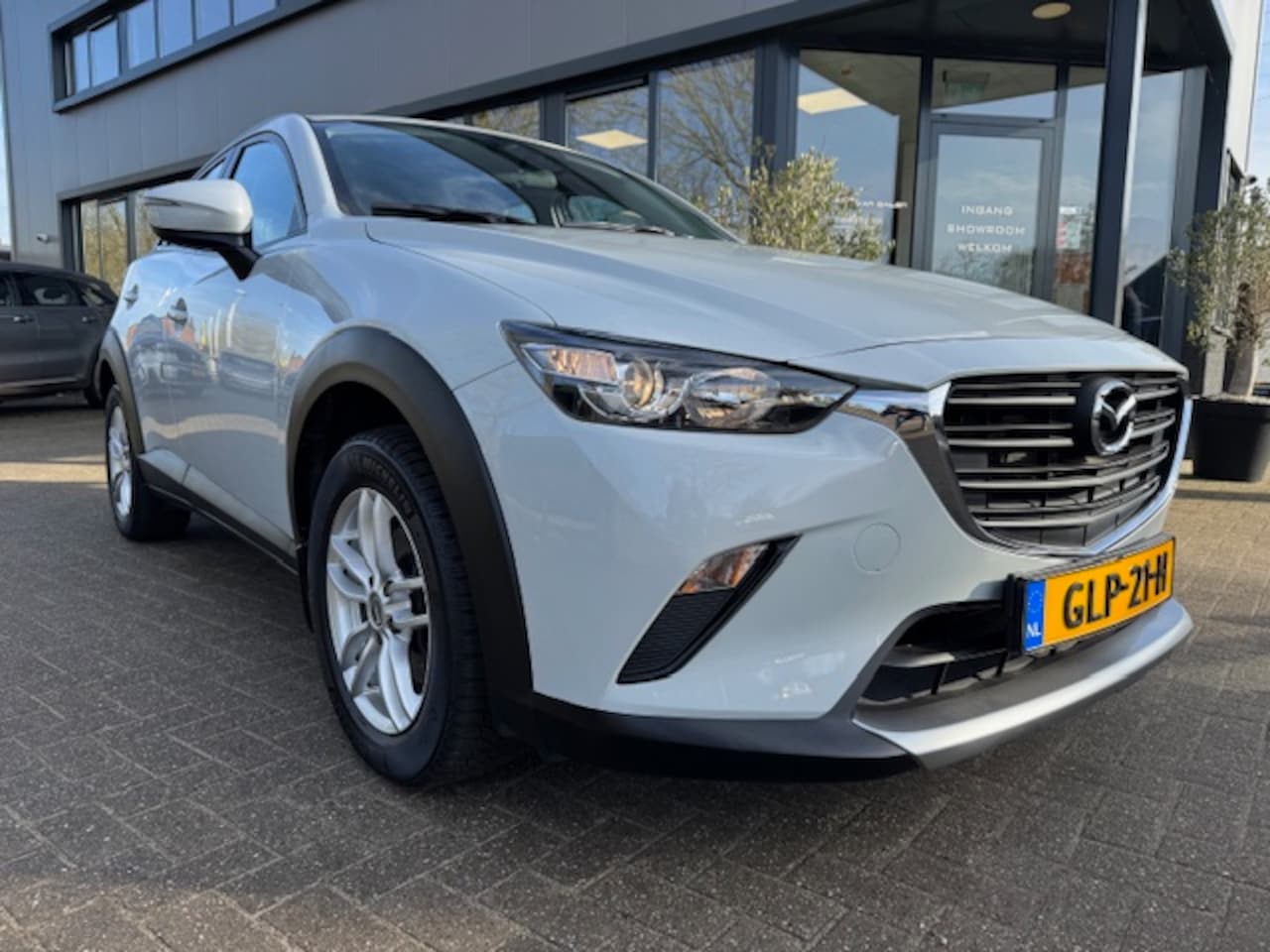 Mazda CX-3 - 2.0 SkyActiv-G 121 Navi | Trekhaak | Keyless | Airco | - AutoWereld.nl