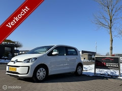 Volkswagen Up! - 1.0 BMT move up airco/bluetooth/