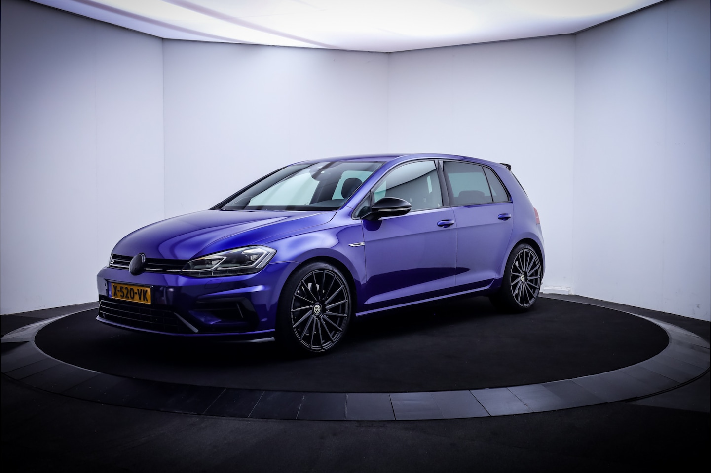 Volkswagen Golf - 2.0T R DSG 4Motion REMUS | DIGI DASH | DYNAUDIO | FULL LED | NAVI | APP CONNECT | DCC | AC - AutoWereld.nl