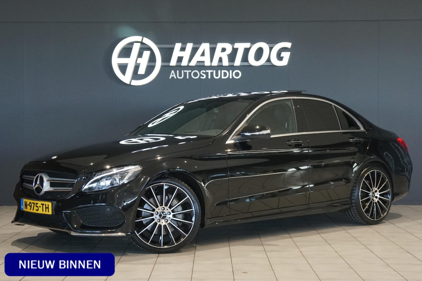 Mercedes-Benz C-klasse - 300 Prestige 245PK + SCHUIFDAK / LEDER / STOELVERWARMING - AutoWereld.nl