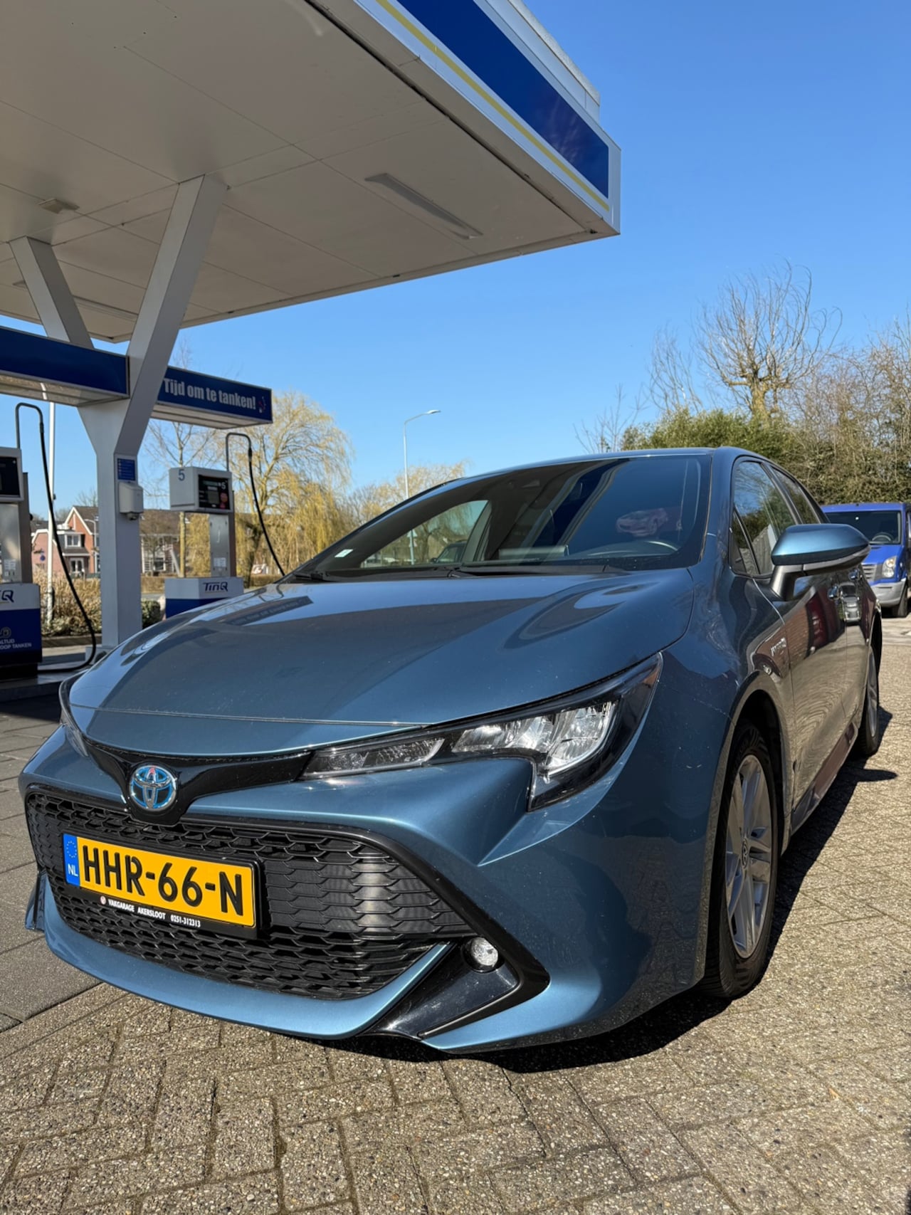 Toyota Corolla - 1.8 Hybrid Active / Automaat / Bluetooth / Camera / Airco / CruiseControl - AutoWereld.nl