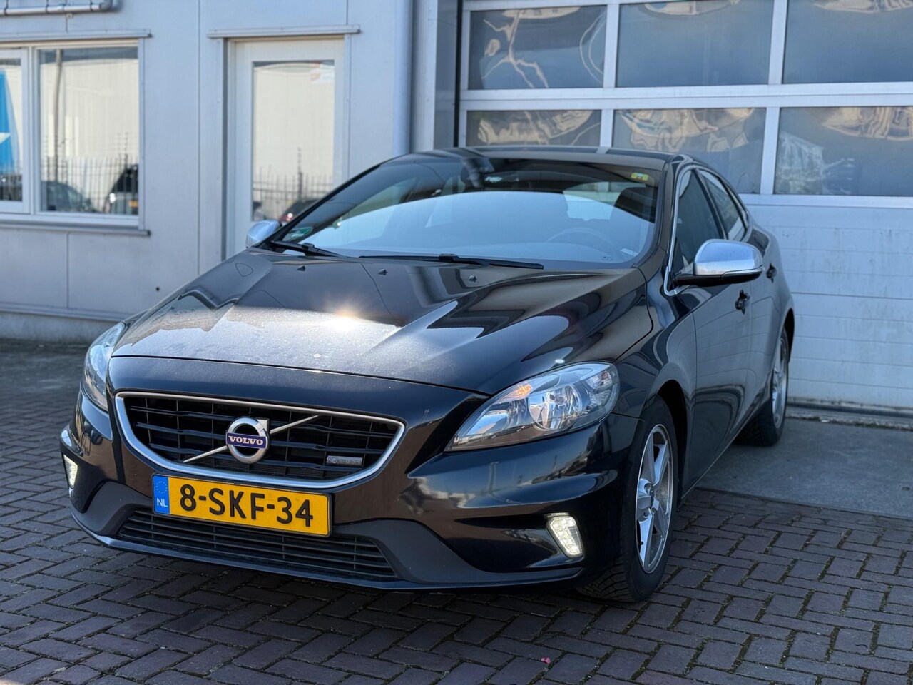 Volvo V40 - 1.6 D2 R-Design Export - AutoWereld.nl