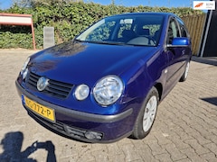 Volkswagen Polo - 1.4-16V/AIRCO