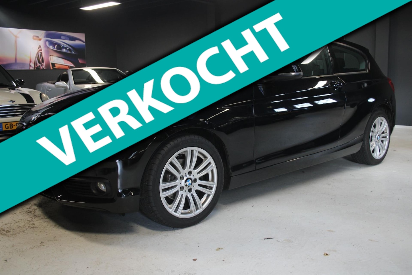 BMW 1-serie - 116i M Sport / stoelverwarm. / clima / APK - AutoWereld.nl