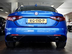 Alfa Romeo Giulia - 2.0 T AWD Veloce