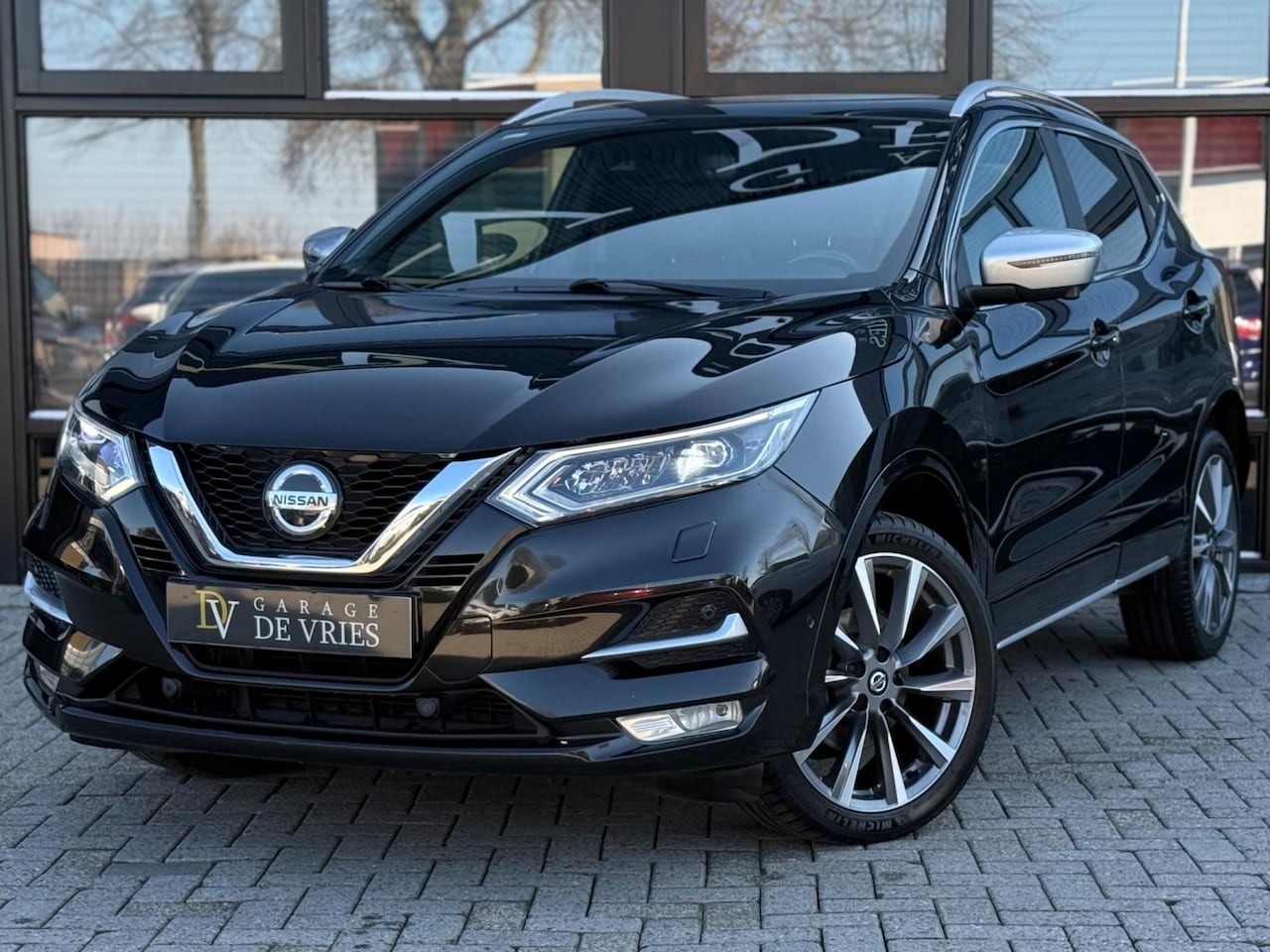 Nissan Qashqai - 1.3 DIG-T N-Tec Aut Full Option ACC + Lane Panoramadak Garantie - AutoWereld.nl