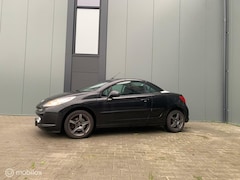 Peugeot 207 CC - 1.6 VTi Cabrio lage km stand 120 pk zwart