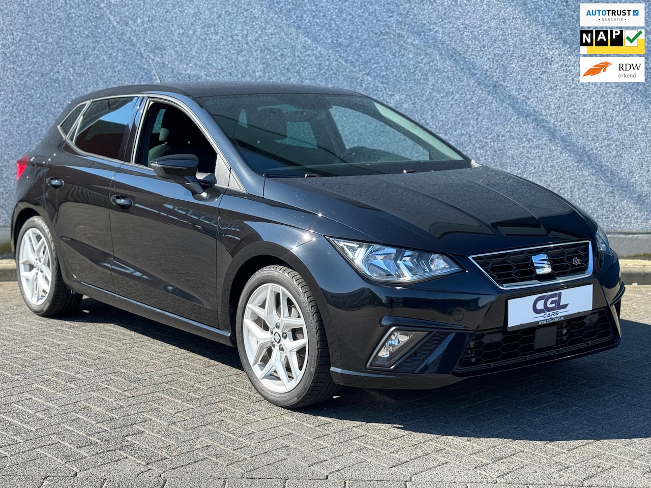 Seat Ibiza - 1.0 TSI FR-Automaat-CarPlay-DealerOnderhouden - AutoWereld.nl