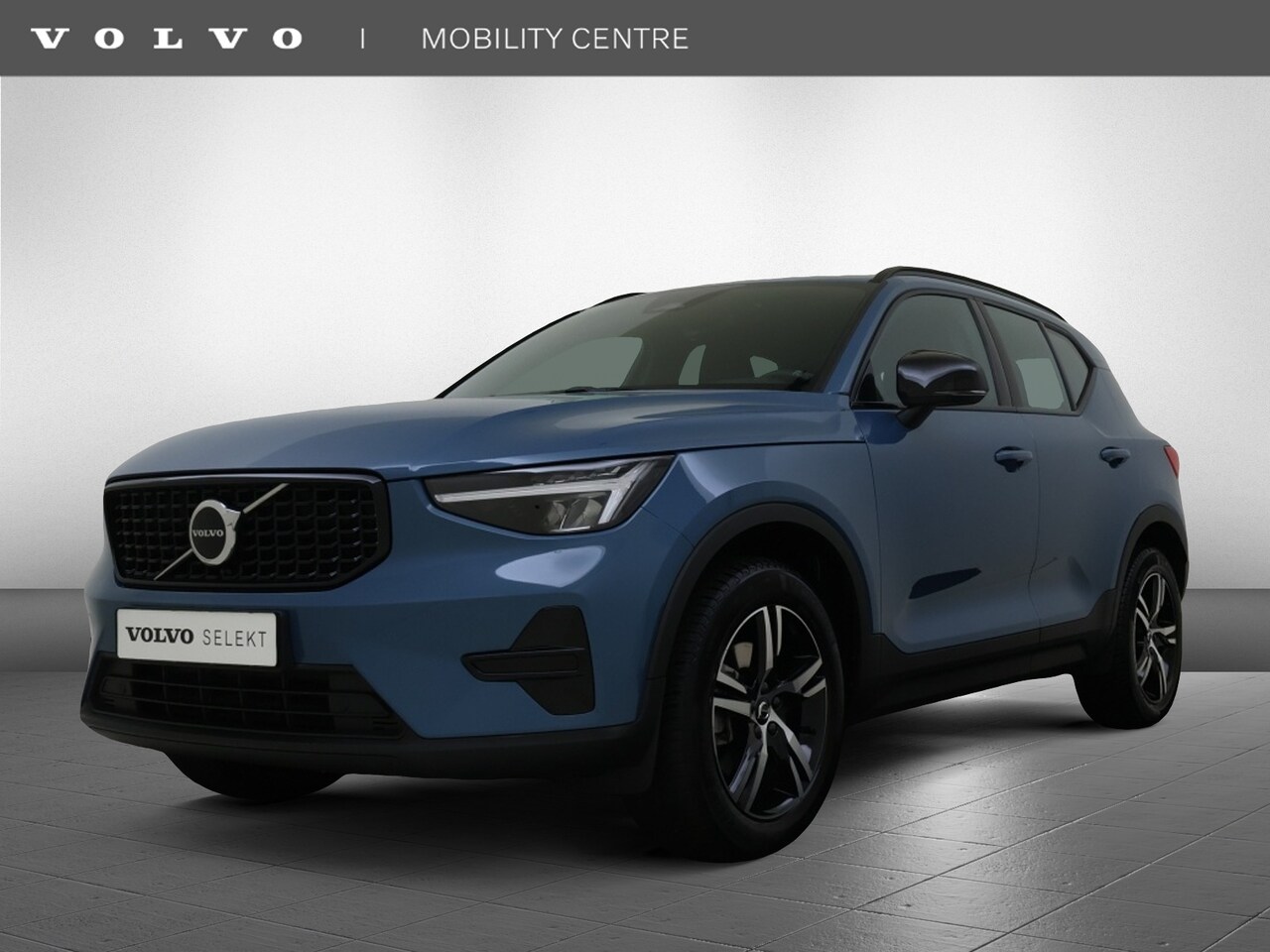 Volvo XC40 - B4 Plus Dark | Trekhaak | Dodehoekdetectie | - AutoWereld.nl