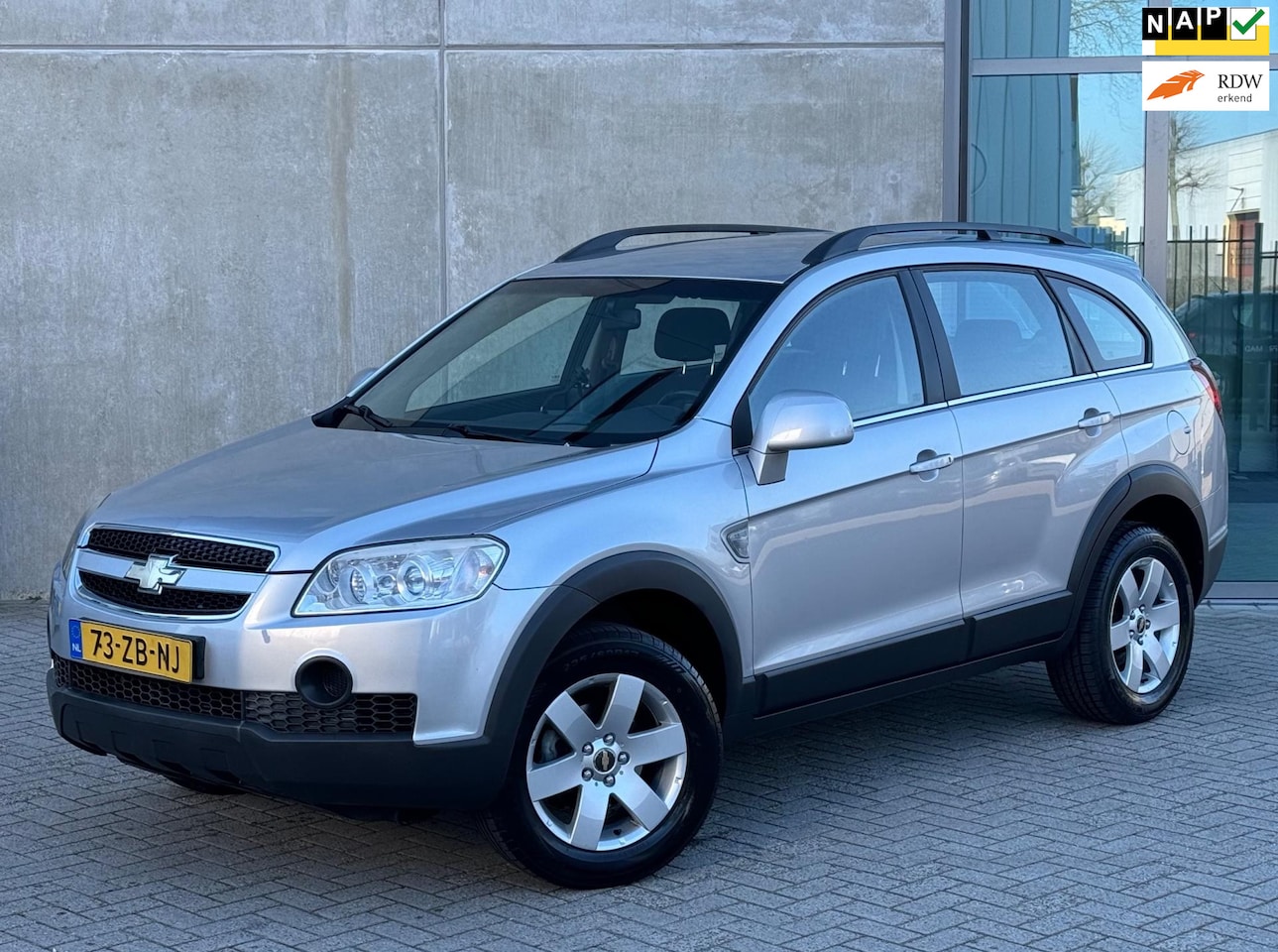 Chevrolet Captiva - 2.4 2WD 2007 Grijs 7p. NAP|AIRCO|NWE APK - AutoWereld.nl