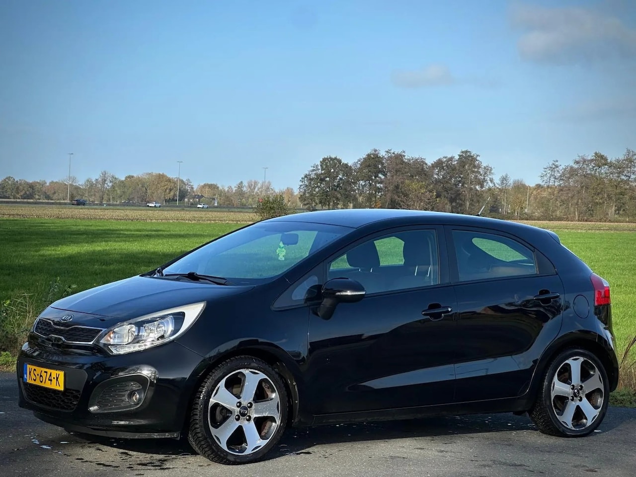 Kia Rio - 1.2 CVVT Super Pack 1.2 CVVT Super Pack - AutoWereld.nl