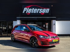 Volkswagen Golf - 2.0 TSI GTI Performance NAP PANO DYN KLEPPEN