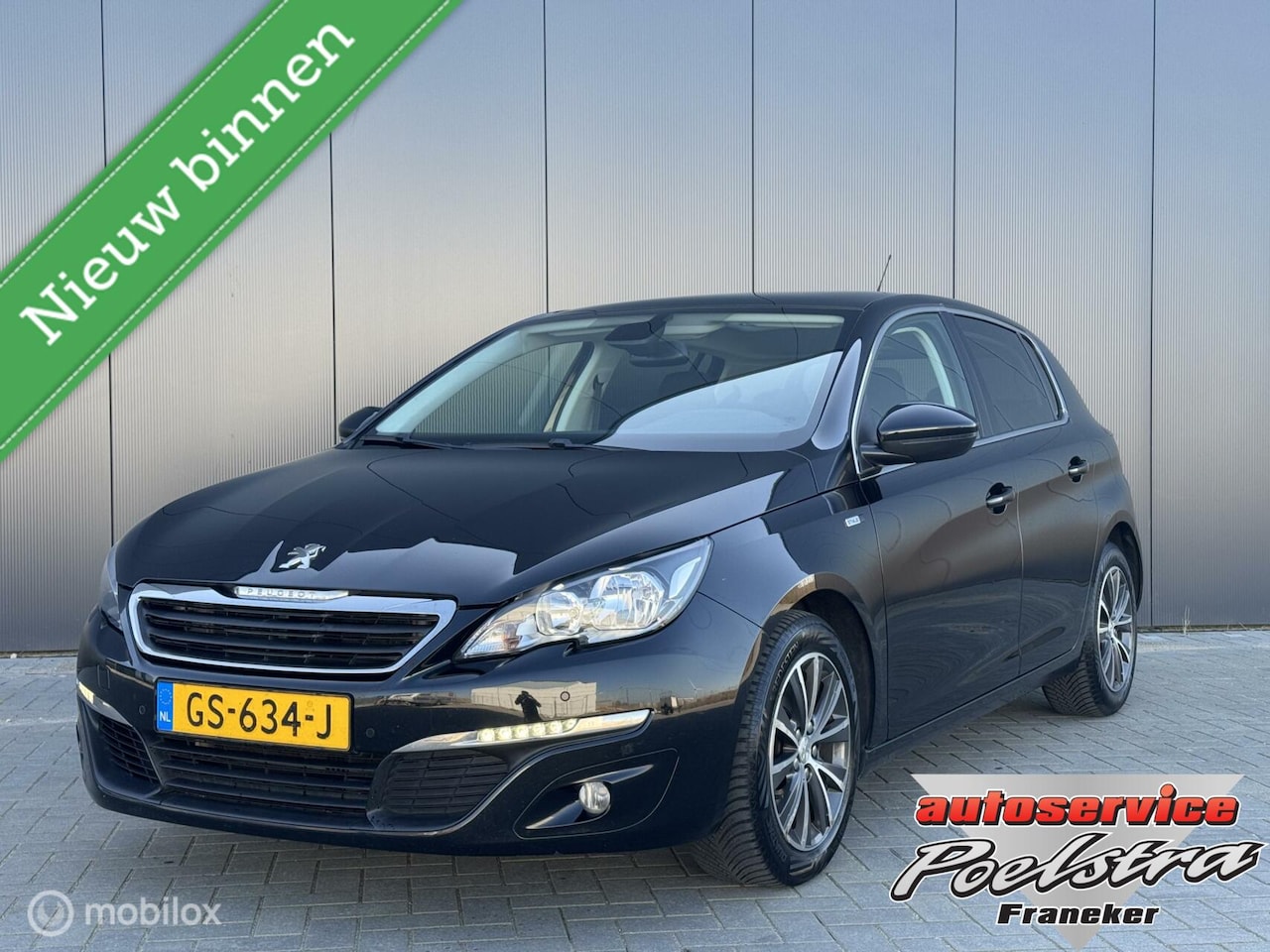 Peugeot 308 - 1.2 PureTech Style NAP-PANO-APK - AutoWereld.nl