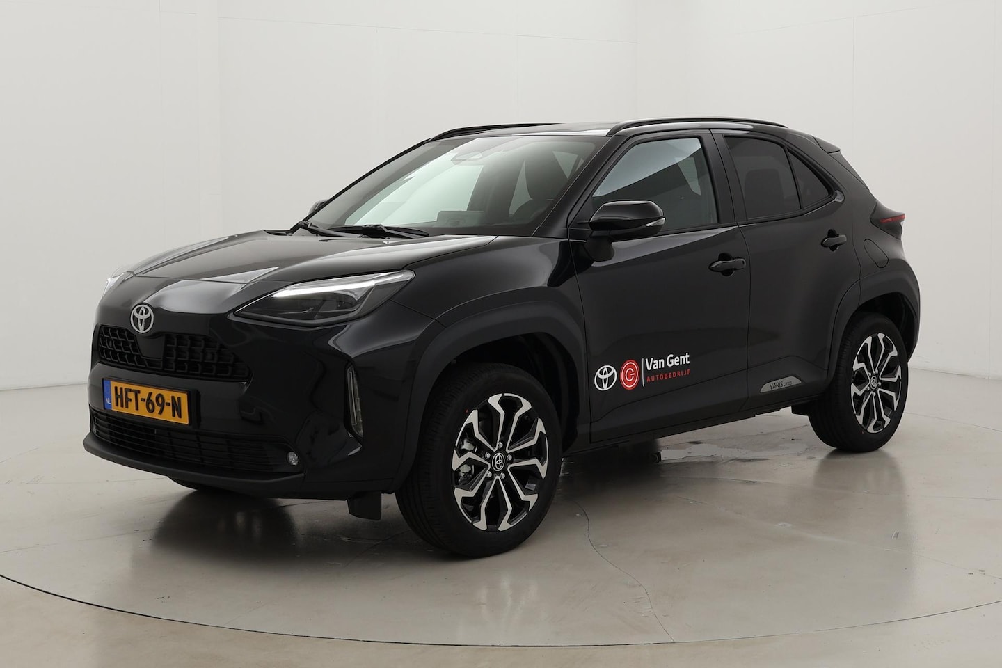 Toyota Yaris Cross - 1.5 Hybrid 115 First Edition | Navigatie | Comfort Pack - AutoWereld.nl