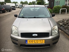 Ford Fusion - 1.4-16V Core Automaat