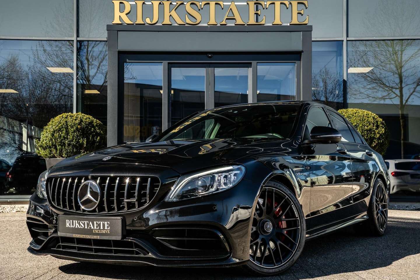 Mercedes-Benz C-klasse - AMG 63 S Premium|IWC|PANO|ACC|BURMESTER - AutoWereld.nl