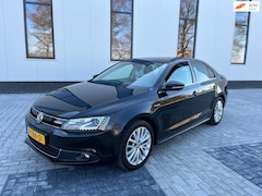 Volkswagen Jetta - 1.4 TSI Hybrid Highline