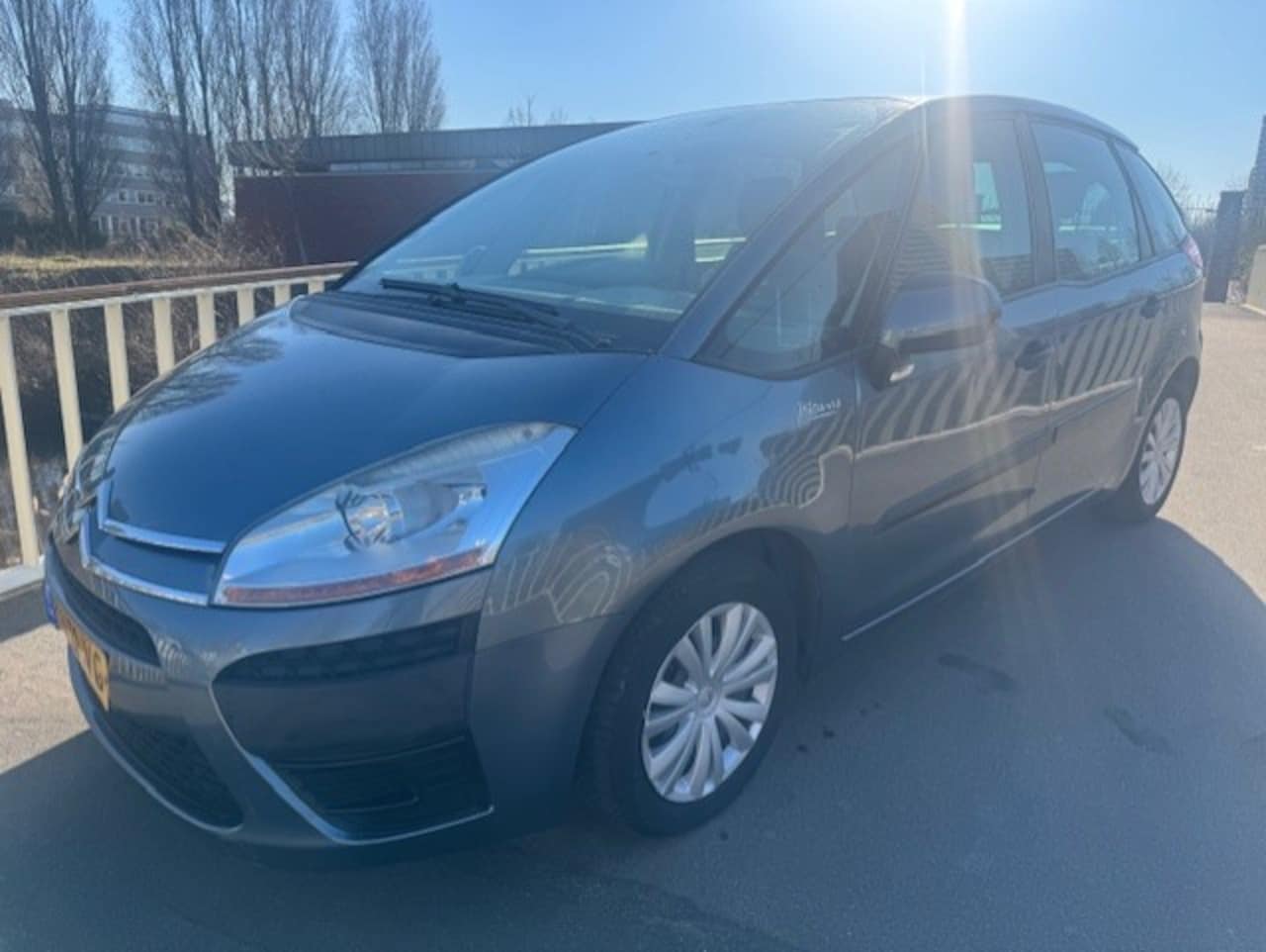 Citroën C4 Picasso - 1.8-16V Prestige 5p. 1.8-16V Prestige 5p. - AutoWereld.nl