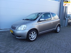 Toyota Yaris - 1.3 VVT-i Sol Airco Apk 19-03-2026