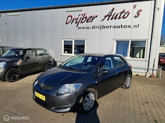 Toyota Auris - 1.4-16V Sol