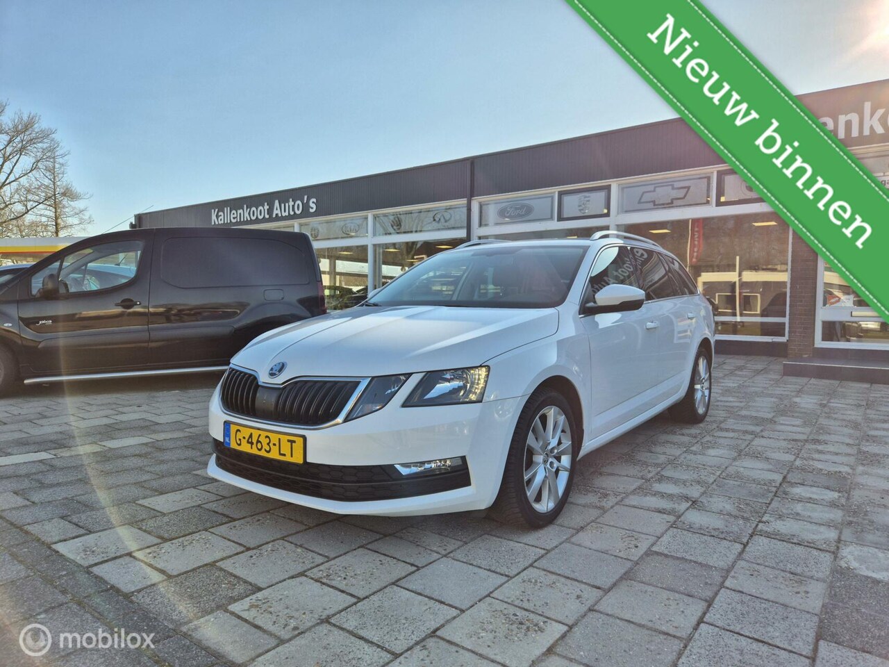 Skoda Octavia Combi - 1.6 TDI Clever Edition DSG | €8610 Netto - AutoWereld.nl