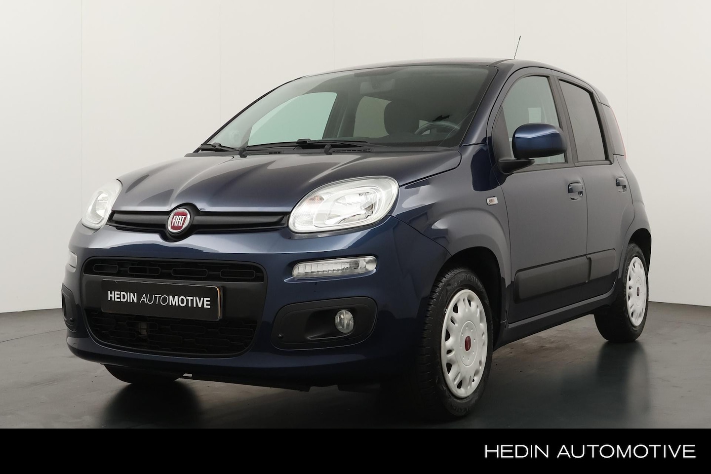 Fiat Panda - 0.9 TwinAir Lounge | Airco | Elektrische Ramen | All Season Banden | City Drive | - AutoWereld.nl