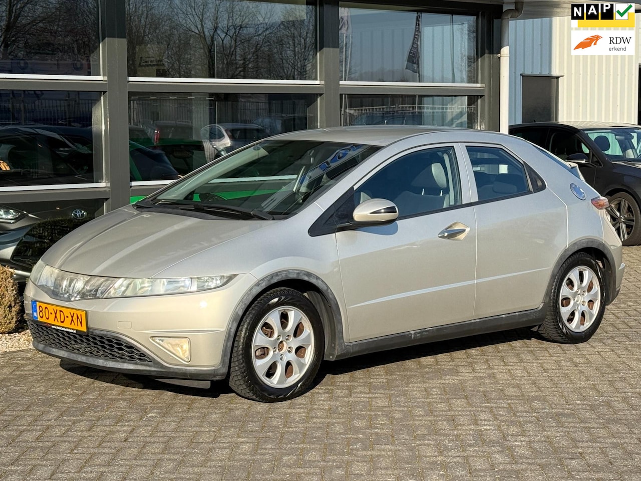 Honda Civic - 1.4 Sport Airco Groot scherm NAP APK !! - AutoWereld.nl