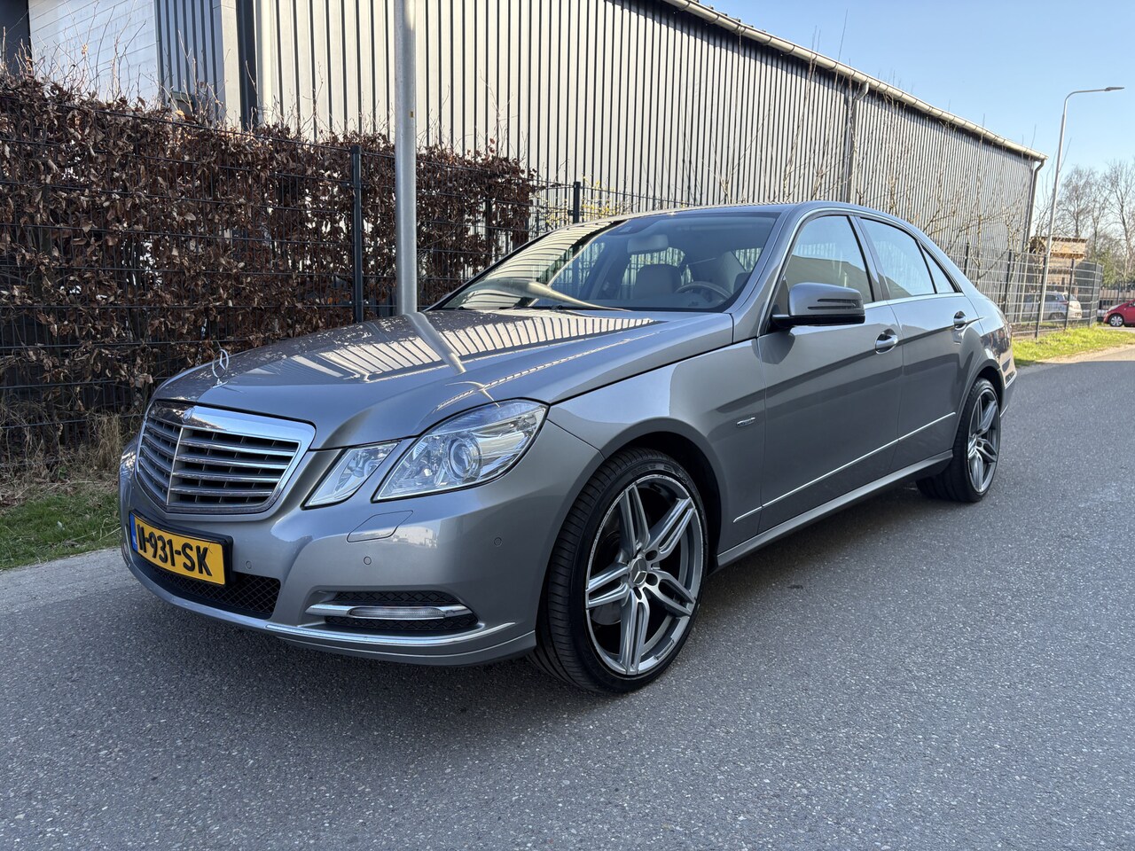 Mercedes-Benz E-klasse - 250 CDI Elegance / AUTOMAAT / LEER / NAVI / STOELKOELING - AutoWereld.nl