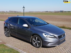 Volvo V40 - 2.0 D3 R-Design *FULL