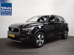 Volvo XC40 - 1.5 T2 130pk AUT8 Momentum Adapt. Cruise/ Stuurwiel en Stoelverw./ Camera/ PDC v+a