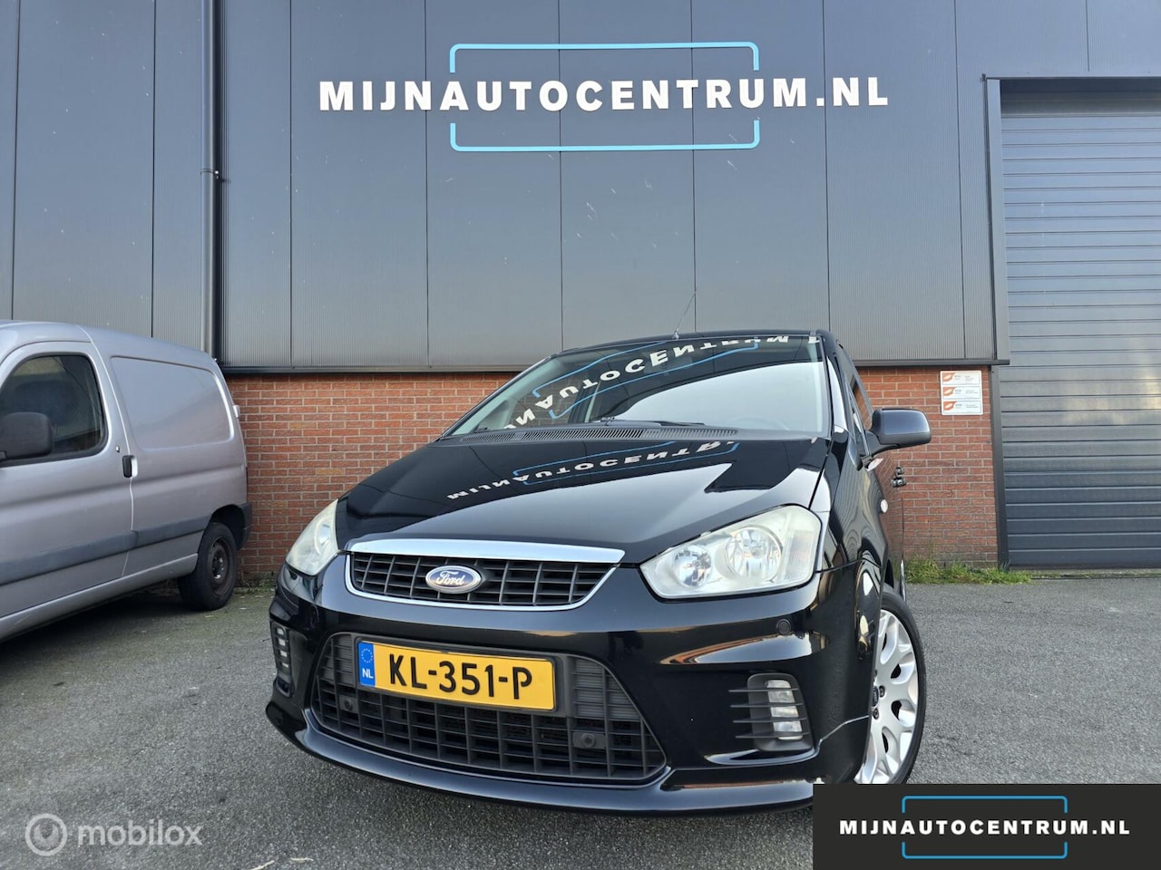 Ford C-Max - 1.8-16V Ghia / NAP / CLIMA / APK - AutoWereld.nl