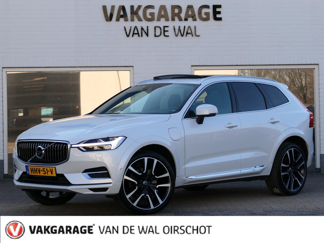 Volvo XC60 - 2.0 Recharge T8 AWD Inscription | Luchtvering | Trekhaak | Stoelventilatie | Harman/Kardon - AutoWereld.nl