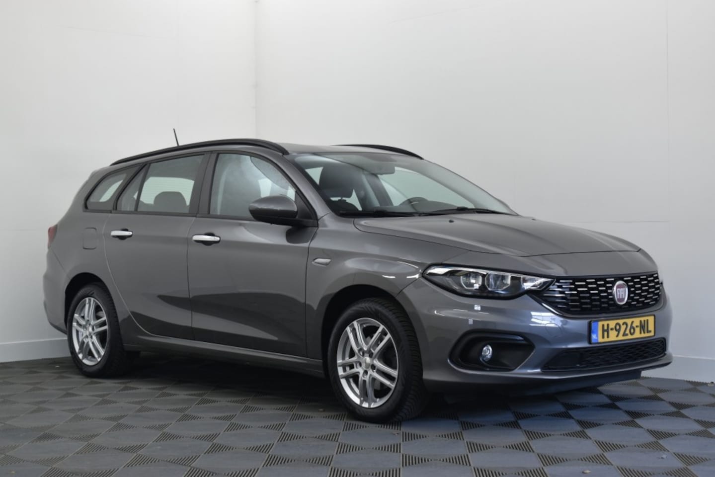 Fiat Tipo - 1.4 T-Jet 16v Business 1.4 T-JET 16V 120PK Business - AutoWereld.nl