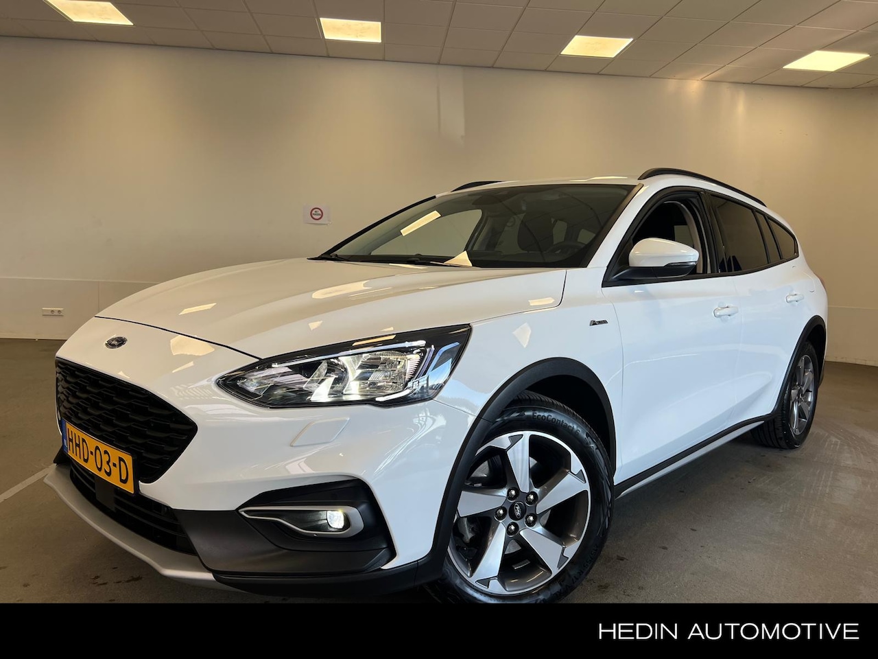 Ford Focus Wagon - 1.0 EcoBoost Active Business | Automaat | Camera | Winter Pack | Navigatie - AutoWereld.nl