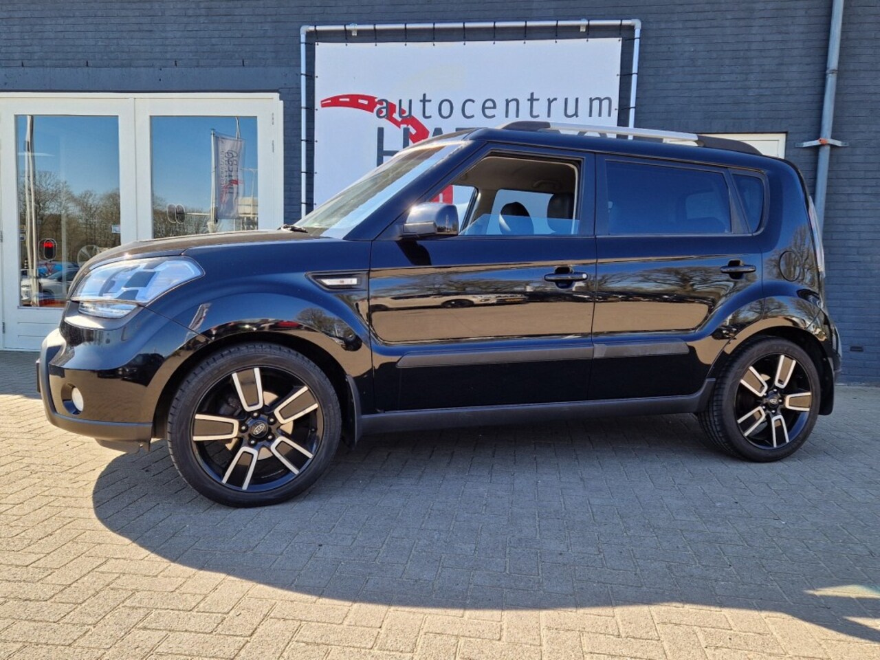 Kia Soul - 1.6i BASS ECC Cruise Bluetooth Camera Leder interieur LM - AutoWereld.nl