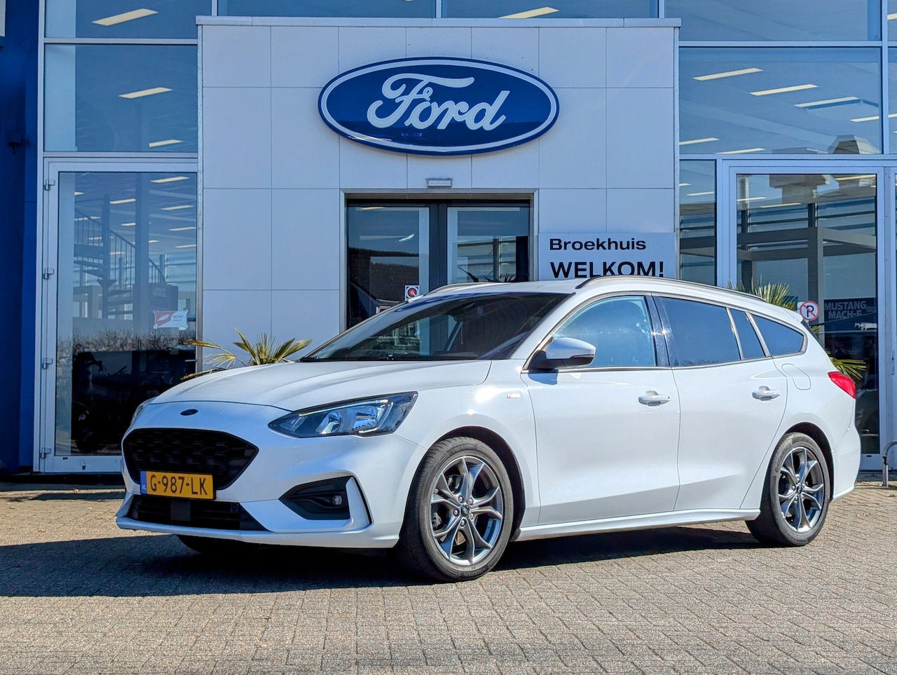 Ford Focus Wagon - 1.5 150 PK ST Line | Winter Pack | Cruise Control | Parkeersensoren | Apple Carplay/Androi - AutoWereld.nl