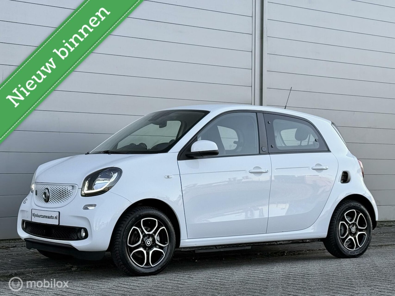 Smart Forfour - EQ 18 kWh - zeer luxe uitvoering - incl. BTW - AutoWereld.nl